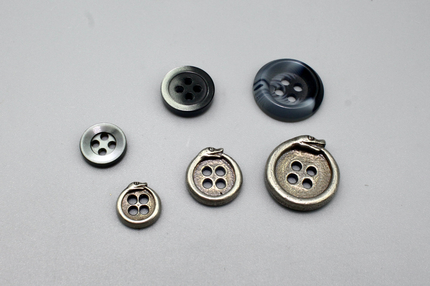 Snake Shirt Buttons