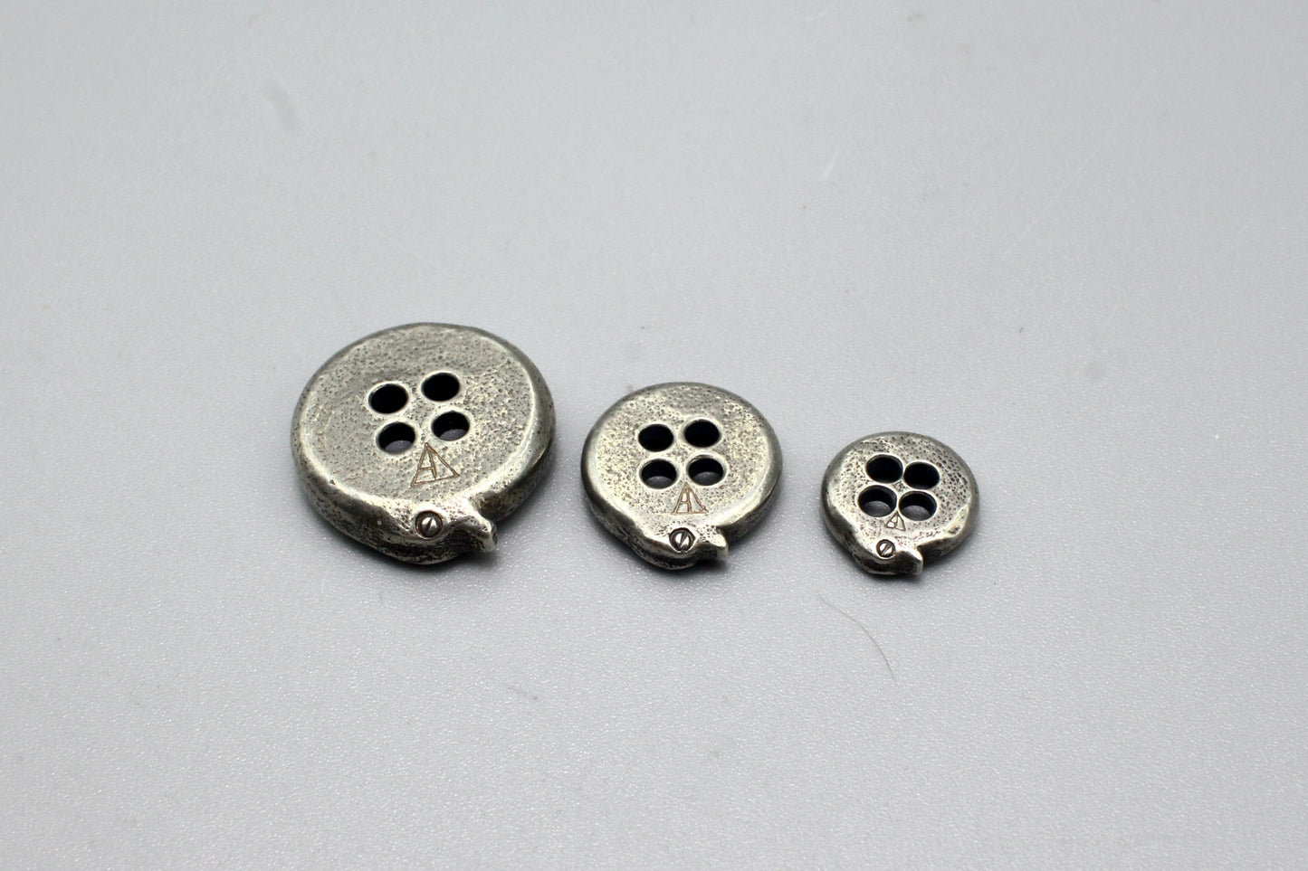Snake Shirt Buttons