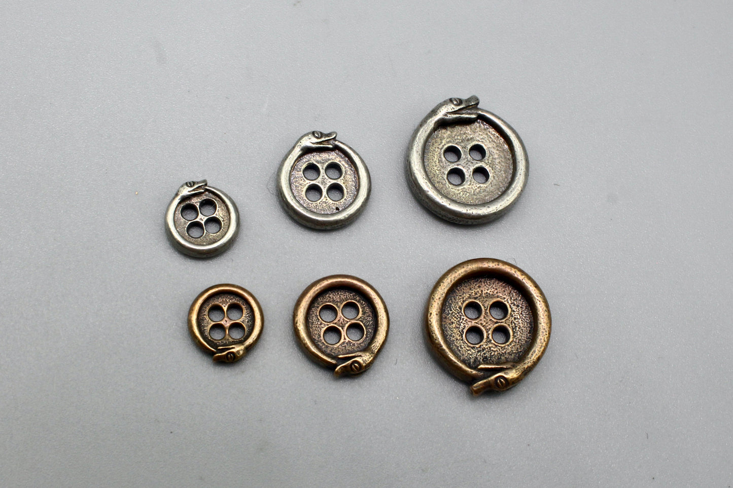 Snake Shirt Buttons