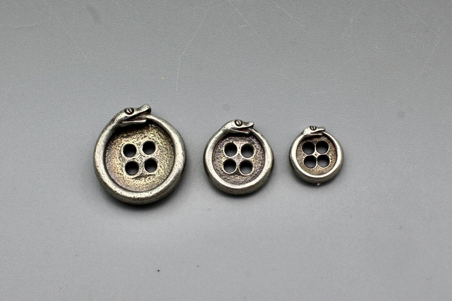 Snake Shirt Buttons