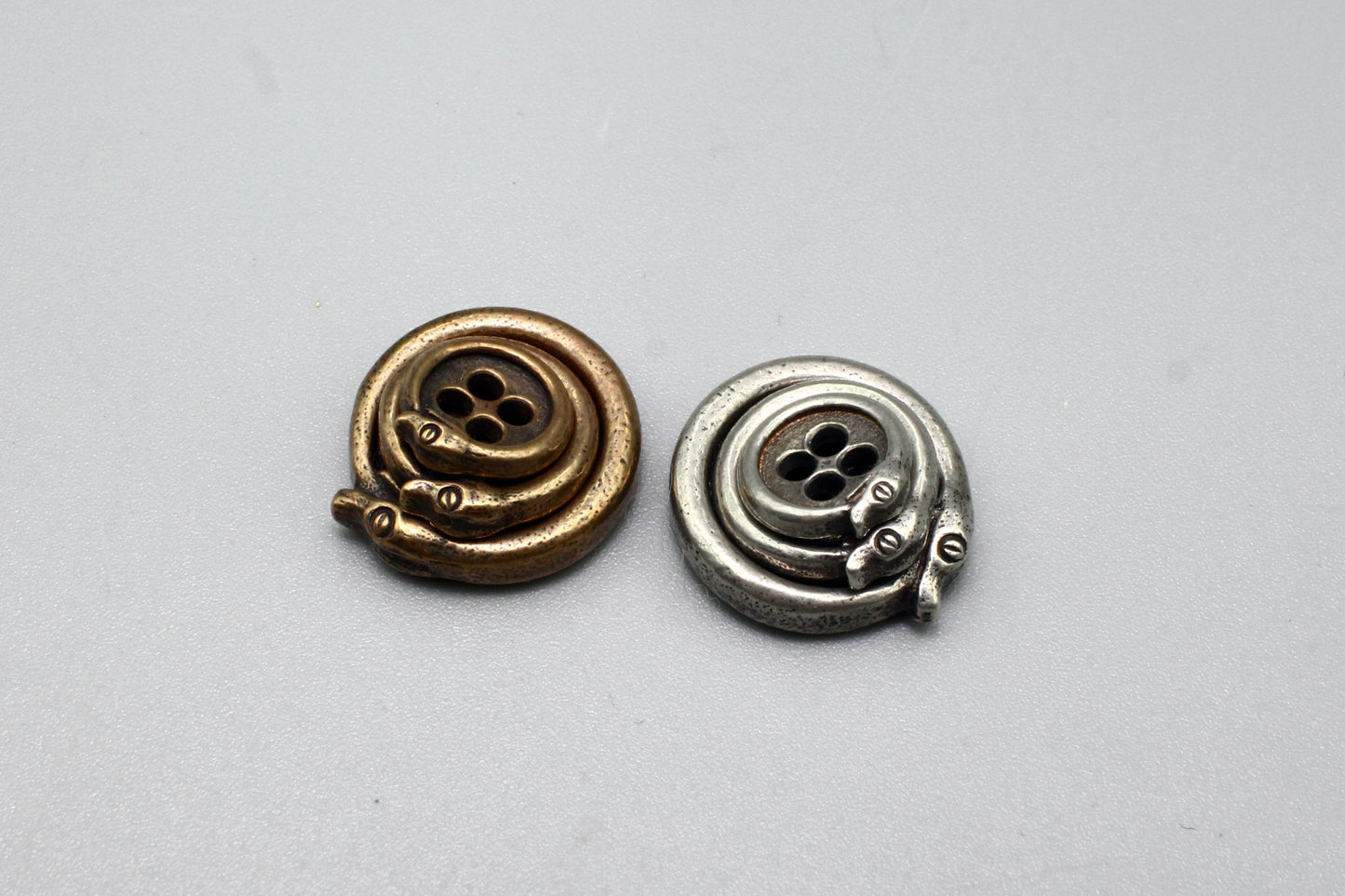 Snake Shirt Buttons