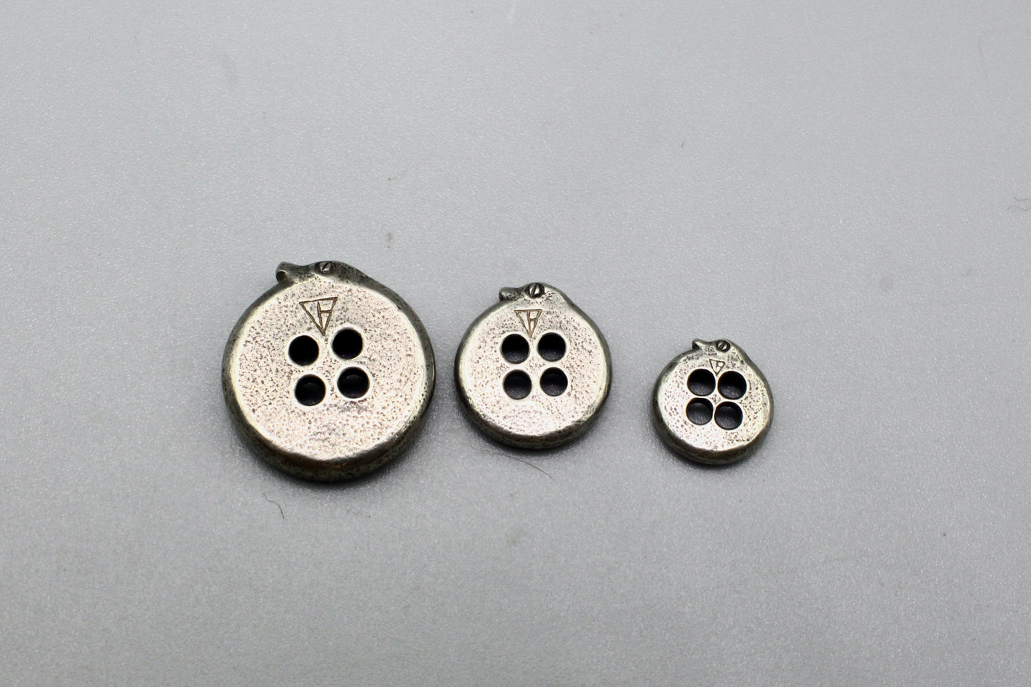 Snake Shirt Buttons