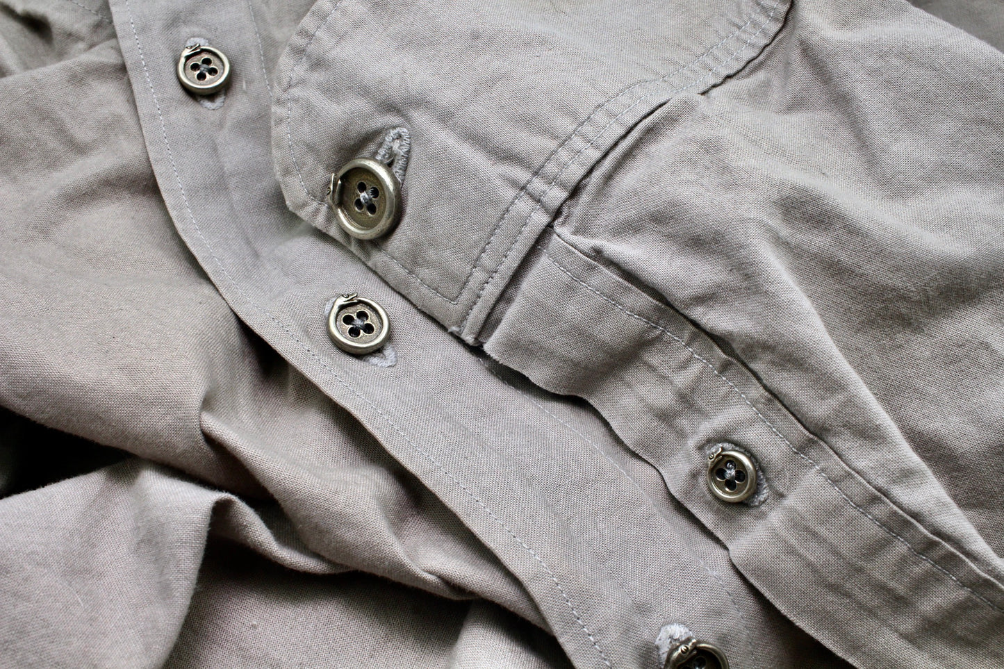 Snake Shirt Buttons