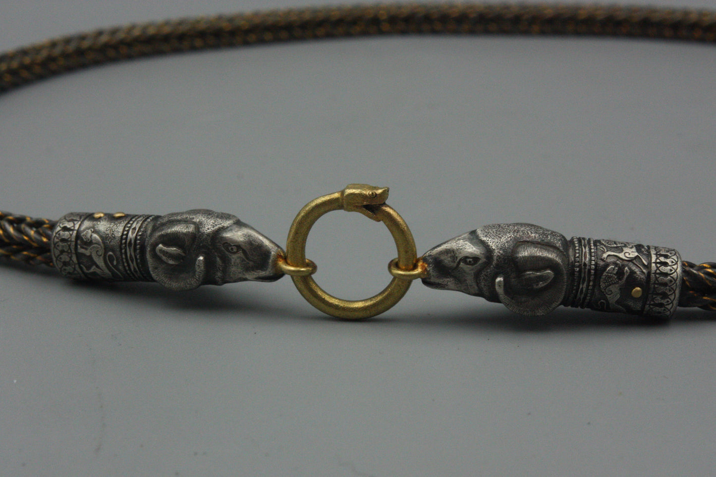 #1471 Ichor Veined Ram Chain, 18 1/2 inches