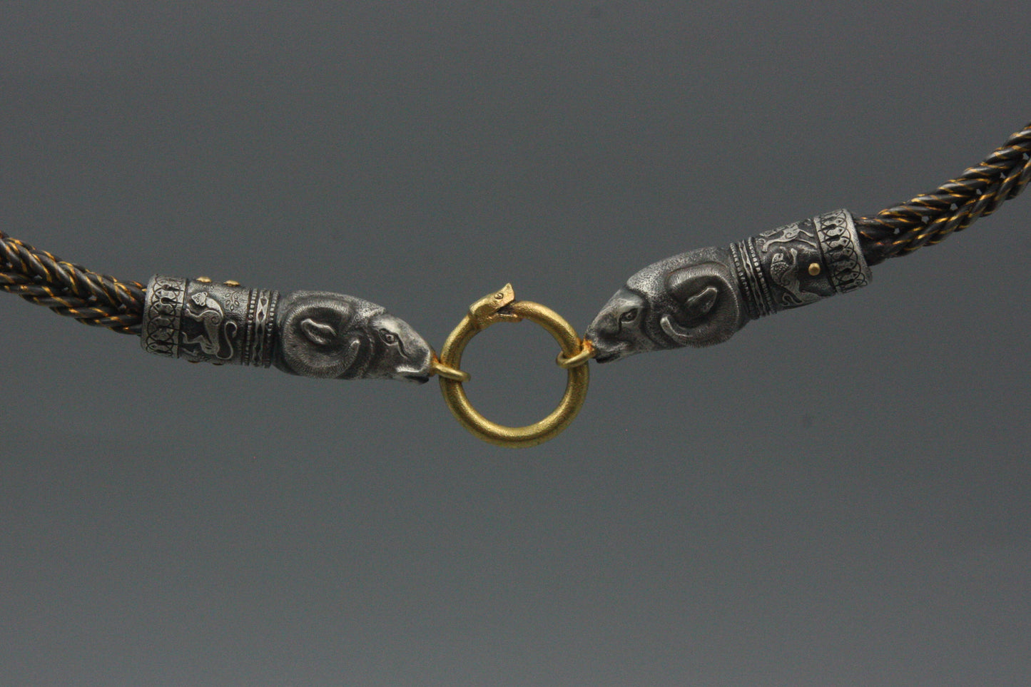 #1471 Ichor Veined Ram Chain, 18 1/2 inches
