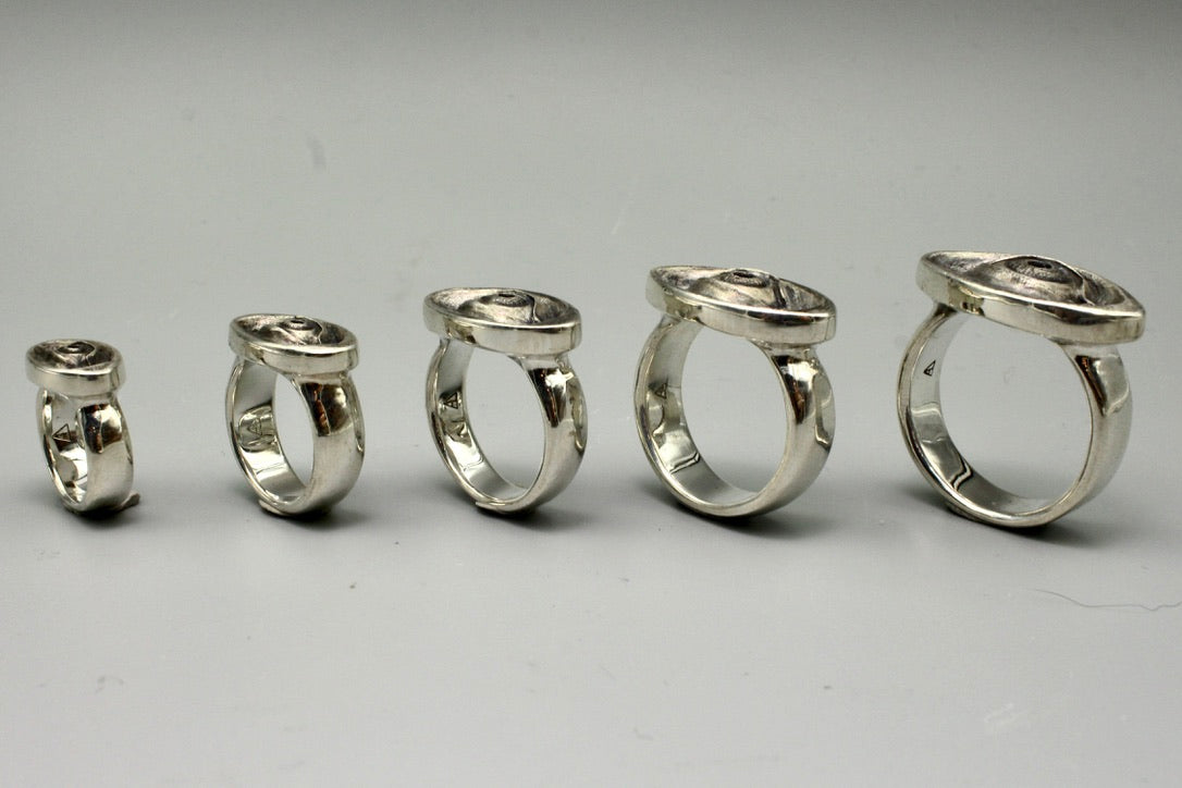 Eye Ring, Plateau -Bespoke-