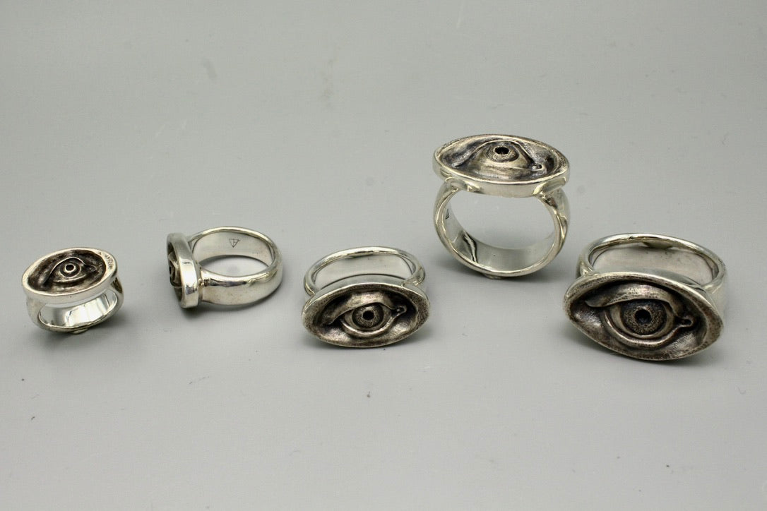 Eye Ring, Plateau -Bespoke-