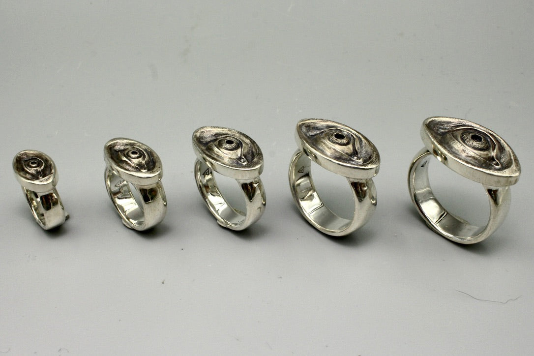 Eye Ring, Plateau -Bespoke-