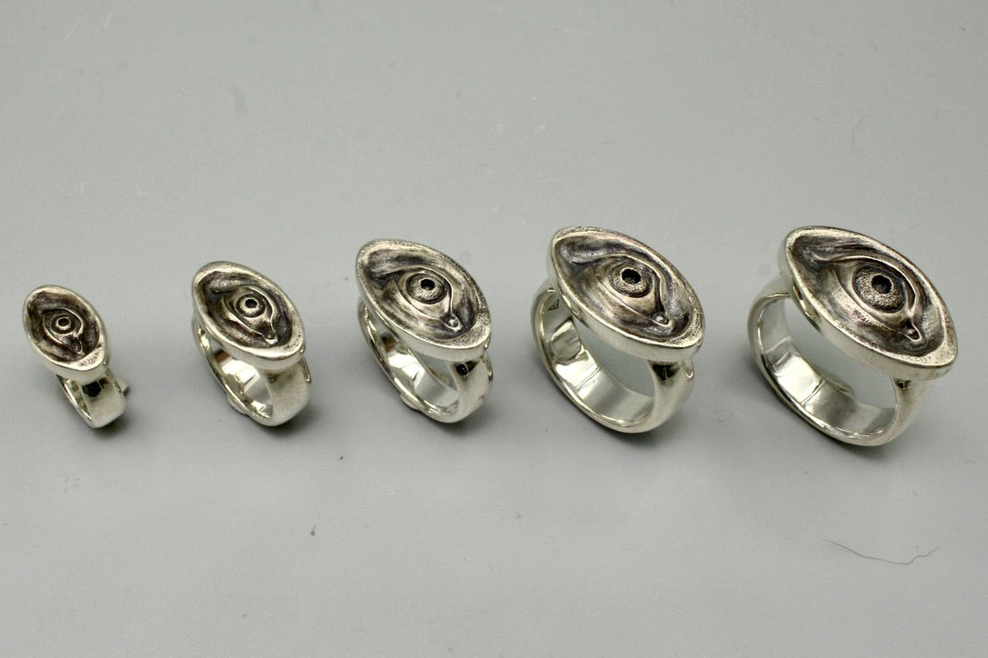 Eye Ring, Plateau -Bespoke-