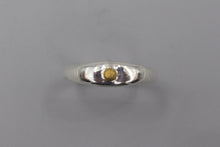 Load image into Gallery viewer, #1588, Gold Pebble, Size 7 1/2
